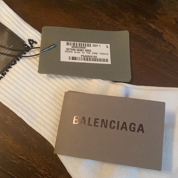 Balenciaga Glow In The Dark Socks - Picture 2 of 7